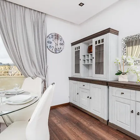 Spacious In The Centre Of By Rent Like * Gdańsk